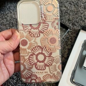 Coach Floral tea rose  iPhone 13 Pro Case - Pink glitter